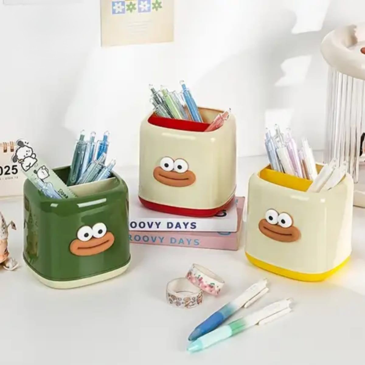 Pen Holder